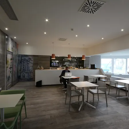 Hotel Napoleon 4*