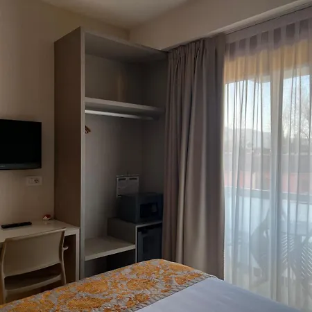 Hotel Napoleon 4*