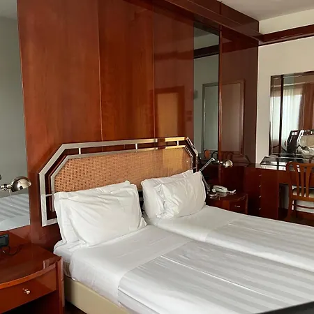 Napoleon Hotel